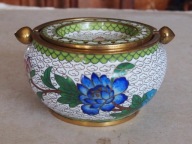 Cloisonne - popielnica dwuczęściowa.