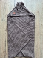 Ręcznik niemowlęcy wafelkowy z kapturem 75x75 czekoladowy