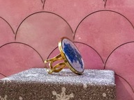 Ręcznie robiony pierścionek z żywicy – unikalna biżuteria suszone kwiaty