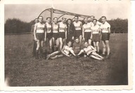 DRUŻYNA MARZEŃ - FOTOGRAFIA Z LAT 50-TYCH.