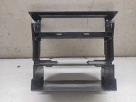 OSŁONA RAMKA STELAŻ RADIA PANELU NAWIEWU MERCEDES W202 2026890016