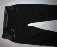 Desigual spodnie jeansowe 26