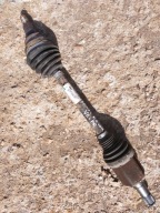 Range Rover Velar półoś lewa