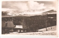 KARKONOSZE (CZARNY GRZBIET I ŚNIEŻKA) - pocztówka z lat 40-tych.