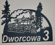Tabliczka adresowa numer domu dworcowa dworzec pociąg metalowy