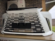 Lexus LM zderzak przedni kompletny