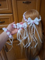 WIANEK KOMUNIJNY BIEL RÓŻ OZDOBA ŚWIECY KORSARZ PRZYPINKA KOMPLET