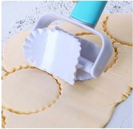 WAŁEK DO WYKRAJANIA CIASTA PIERNIKÓW WYKRAWACZ RADEŁKO