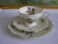 Rosenthal - POMPADOUR _ RÓŻE _ Śliczny zestaw śniadaniowy _ 3 cz.