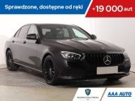 Mercedes E E 200 d, Salon Polska, Serwis ASO