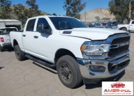 RAM 2500 RAM 2500 TRADESMAN 4X4 64 BOX 6.4 Benzyna 416KM