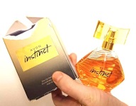 Woda perfumowana Avon Instinct for Her