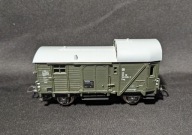 WAGON TOWAROWY BAGAŻÓWKA W TABORZE DR - PIKO - H0