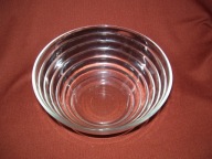 SZKLANA SALATERKA - DURALEX - FRANCE - 9,5 cm