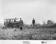 AUTO NYSA MILICYJNA fotografia, fotos film TEN OKRUTNY, NIKCZEMNY CHŁOPAK