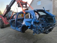 LX5V Audi A4 B8 Avant 2011 2,o TFSI KAROSERIA BRIEF QUATTRO