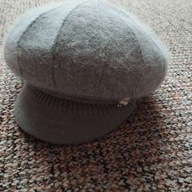 Czapka damska szara z daszkiem z angorą ocieplona r. 55 cm