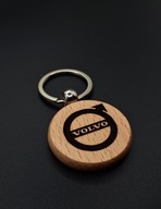 Drewniany brelok Volvo – grawer z logo