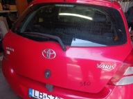 Yaris II lift 09-11 klapa tylna kompletna czerwona 3P0 Wa-wa