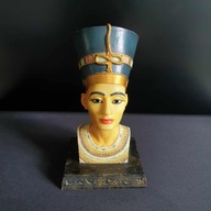 Popiersie Nefretete – masywna figurka dekoracyjna w stylu egipskim