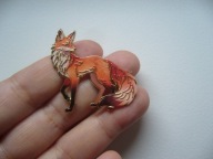 METALOWA EMALIOWANA PIN PRZYPINKA LIS LISEK