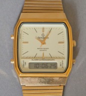 Nieużywany kolekcjonerski Armitron Alarm-Chronograph Quartz pozłacany?