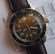 ZEGAREK VOSTOK. AUTOMAT. AMFIBIA 14064B. TOURIST. 20ATM.