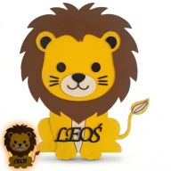 Lampka Nocna LED z Imieniem Dziecka – LEW | Drewniana | Personalizowana