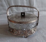 HEFRA ŁADNA POSREBRZANA CUKIERNICA KOSZYCZEK KRYSZTAŁ PLATER PRL