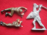 FIGURKI, KIOSKOWCE ŻOŁNIERZYKI KAMPANIA WRZESNIOWA, RYCERZ PŁASKI, PRL.