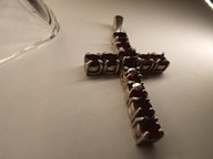 Wielki i ciężki krzyż srebrny z granatami, piękny i niepotykany