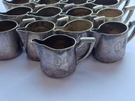 Mlecznik dzbanek do mleka z nieistniejącej kawiarni Kempinski w Berlinie