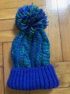 CZAPKA damska na ZIMĘ z POMPONEM