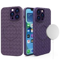 Etui magnetyczne Apple iPhone 15 Pro fioletowy