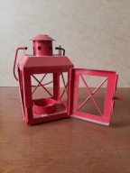 Metalowa czerwona latarenka / lampion / latarnia / świecznik na tealight