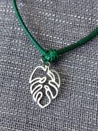 Bransoletka. Monstera- szczęście i dobrobyt. Rękodzieło.