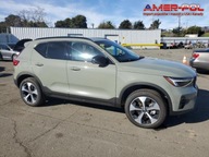 Volvo XC 40 2024 Volvo XC40 Plus 2.0 Benzyna 247KM