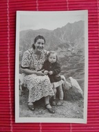 kobieta dziecko Tatry Morskie Oko 40te (866a)