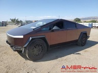 Tesla Cybertruck _4x4_600 km_2024r Elektryczny 600KM