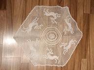 Biała magia pomagania .Ręcznie robiona serweta z "duszą"