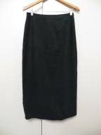 Spódnica ciemny zielony rozmiar M z pęknięciem z tyłu szyta na miarę zamsz