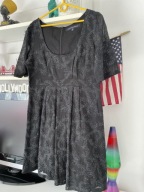 H FRENCH CONNECTION CZARNA BŁYSZCZACY HAFT