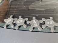 Dekle Kołpaki Audi 4F0601165N - oryginalne