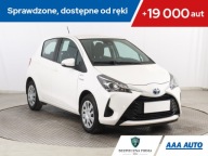 Toyota Yaris 1.5 Hybrid, Salon Polska