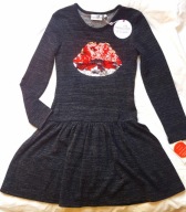 TK MAXX sukienka szara cekiny usta 140cm 9 lat