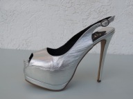 Ekskluzywne sandałki skórzane "Giuseppe Zanotti" rozmiar 41