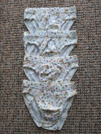 Slipy dziecięce Kubuś Puchatek 110 cm 4 szt.