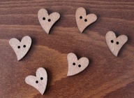 SCRAPBOOKING DREWNIANE GUZIKI SERDUSZKA 3 SZT