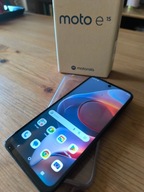 Smartfon Motorola Moto E15 2 GB / 64 GB 4G (LTE) niebieski