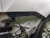 Toyota Sienna 2017r Ślizg Błotnika Tył PRAWY